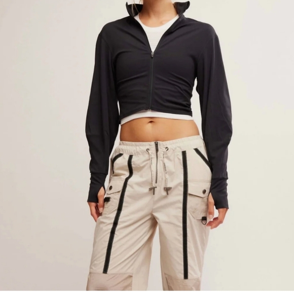 Fp Movement Moonbeam Pant in Muted Beige. Size XL - Picture 5 of 10